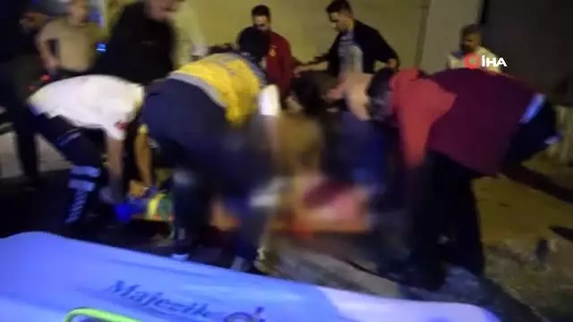 Düğün evi dehşet evine dönüştü! Tavuk alma eğlencesinde çıkan kavgada kan aktı Düğün evi dehşet evine dönüştü! Tavuk alma eğlencesinde çıkan kavgada kan aktı