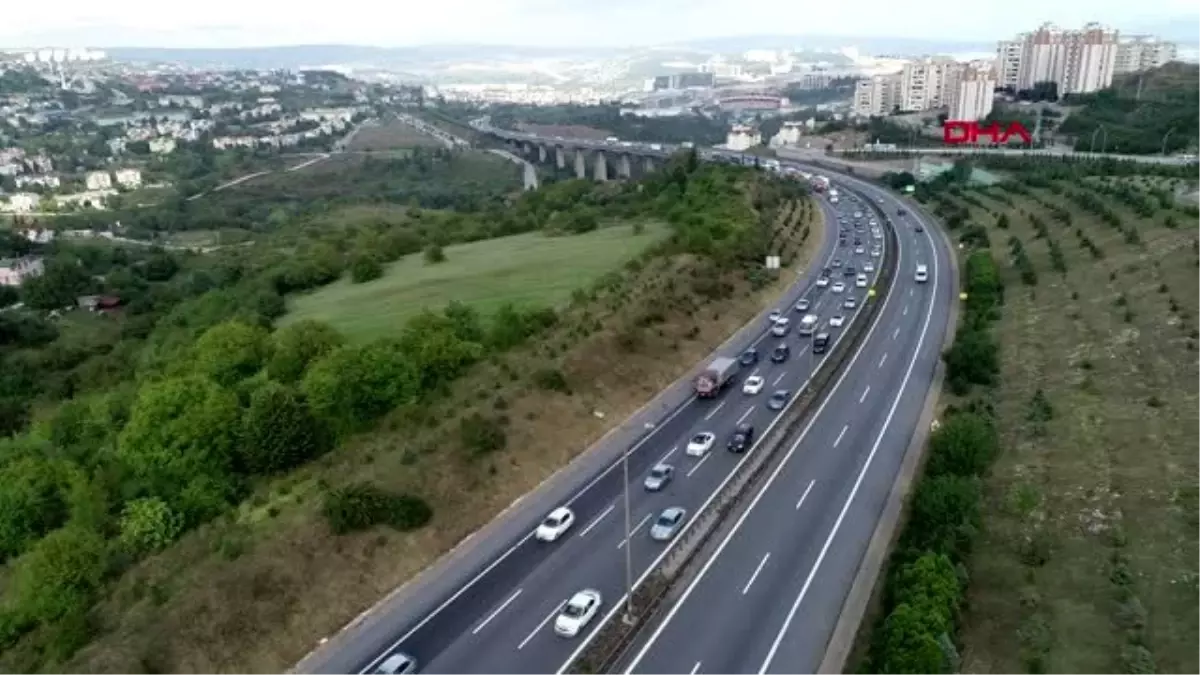 TEM'in Kocaeli geçişinde 'dönüş' trafiği