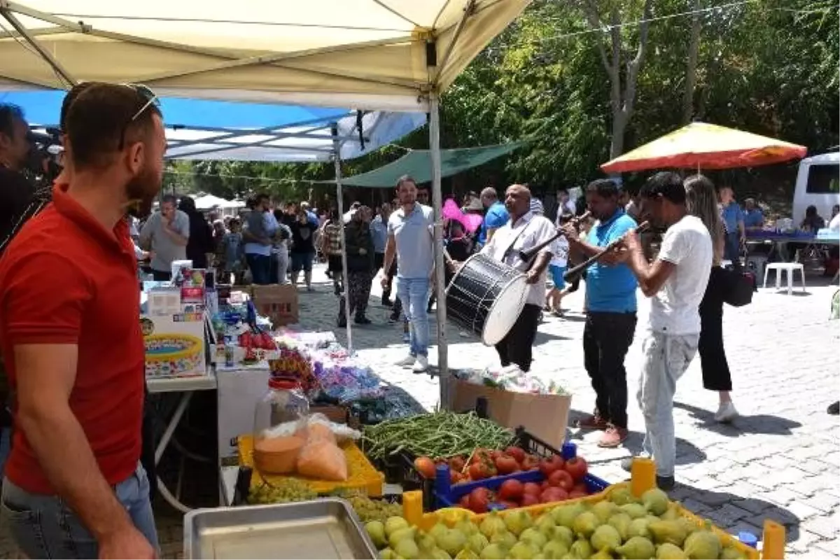 Torbalı Bardacık İnciri Festivali'nde üretici ikinci bayramı yaşadı