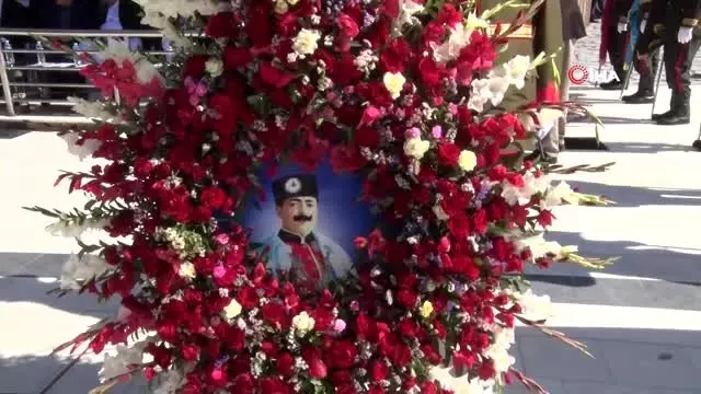 - Afganistan'da Patlamanın Gölgesinde Bağımsızlık Töreni - Afganistan'da Patlamanın Gölgesinde Bağımsızlık Töreni