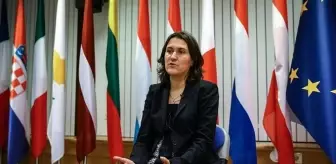 Kati Piri: AP Türkiye Raportörü Piri'den HDP'li belediyelere kayyum atanmasına sert tepki Kati Piri: AP Türkiye Raportörü Piri'den HDP'li belediyelere kayyum atanmasına sert tepki