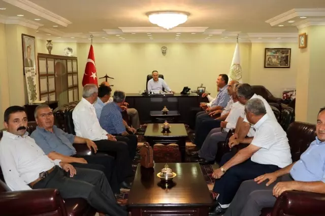 Başkan Saygılı, muhtarlarla bir araya geldi Başkan Saygılı, muhtarlarla bir araya geldi