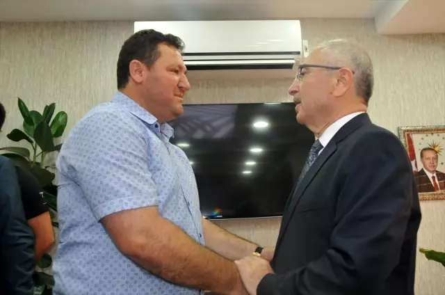 'Cumhurbaşkanımız önderliğinde devam eden huzurun sürmesini birlikte sağlayacağız' 'Cumhurbaşkanımız önderliğinde devam eden huzurun sürmesini birlikte sağlayacağız'