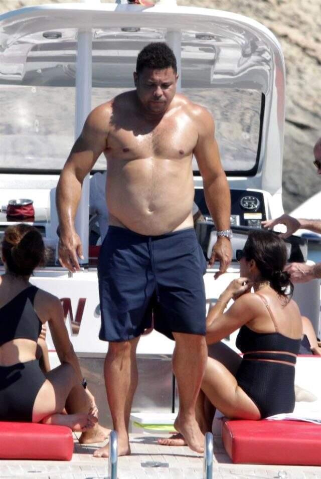 Efsane oyuncu Ronaldo'nun göbekli hali olay oldu!