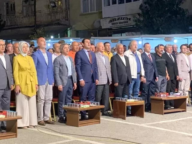 Hüyük Kültür, Sanat ve Gençlik Festivali'nde sanat şöleni yaşandı Hüyük Kültür, Sanat ve Gençlik Festivali'nde sanat şöleni yaşandı