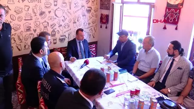 İSTANBUL-İBB GENEL SEKRETER YARDIMCISI EMİNÖNÜ'NDE ESNAFIN TALEPLERİNİ DİNLEDİ