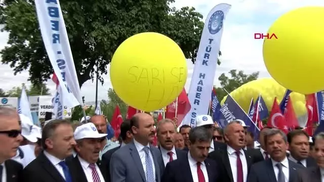Kamu-Sen hükümetin yeni zam teklifini protesto etti