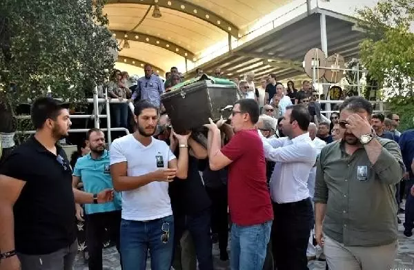 Karşıyaka'da kombineler bekleniyor Karşıyaka'da kombineler bekleniyor
