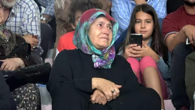 Kırıkkale'de emekliler TOKİ'den ev sahibi oldu Kırıkkale'de emekliler TOKİ'den ev sahibi oldu