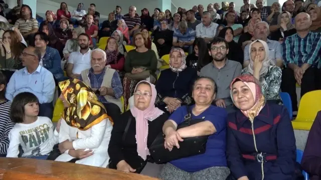 Kırıkkale'de emekliler TOKİ'den ev sahibi oldu Kırıkkale'de emekliler TOKİ'den ev sahibi oldu