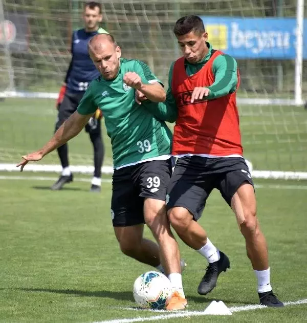 Konyaspor, Galatasaray mesaisine ara vermeden başladı Konyaspor, Galatasaray mesaisine ara vermeden başladı