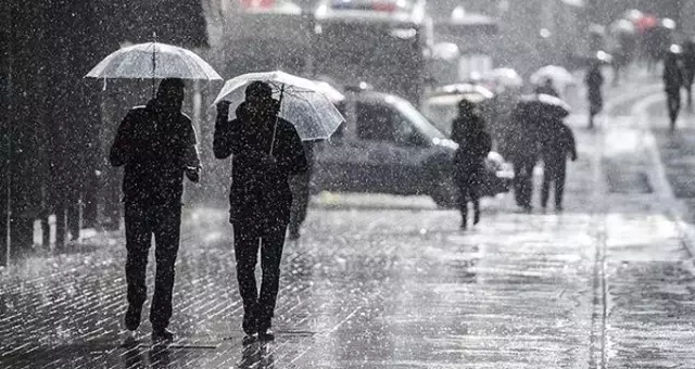 Meteoroloji'den İstanbul uyarısı! Yeni bir sağanak yağış kapıda
