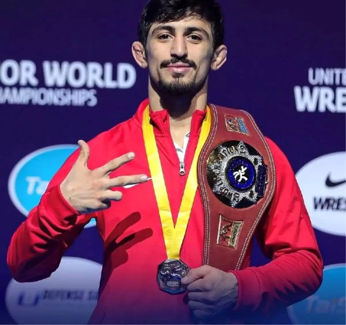 Milli güreşçi Kerem Kamal dünya şampiyonu - Spor Haberleri