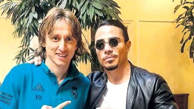 Modric ile video koyan Nusret'e tepki: Sadece ağzını oynatıyorsun