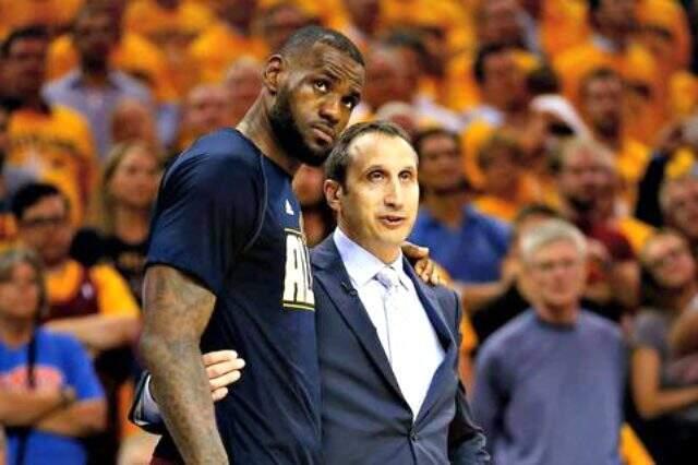 MS hastası olduğunu duyuran antrenör David Blatt kimdir?