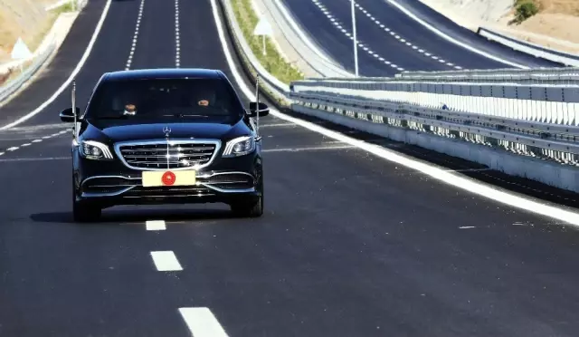 (Özel) İstanbul-İzmir otobanı trafiği rahatlattı (Özel) İstanbul-İzmir otobanı trafiği rahatlattı