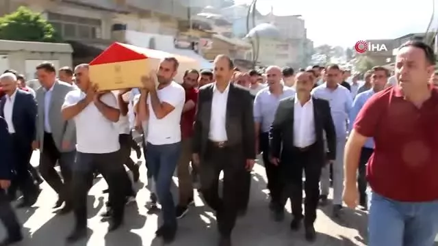 Patlamada hayatını kaybeden genç toprağa verildi Patlamada hayatını kaybeden genç toprağa verildi