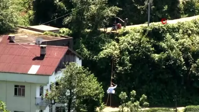 Rize'de ilkel teleferik ile yolculuk Rize'de ilkel teleferik ile yolculuk