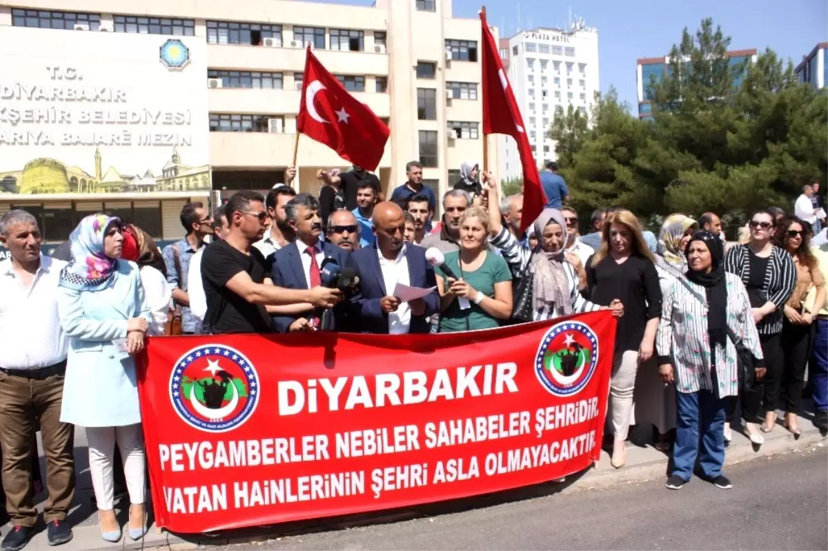 Şehit ve gazi ailelerinden kayyum atamasına destek