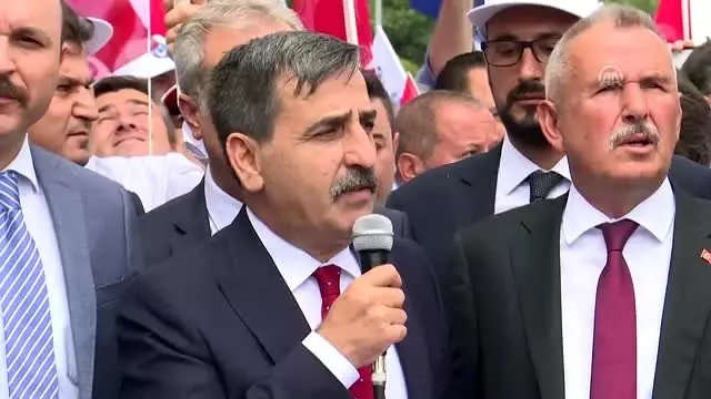 Türkiye Kamu-Sen Genel Başkanı Önder Kahveci Türkiye Kamu-Sen Genel Başkanı Önder Kahveci