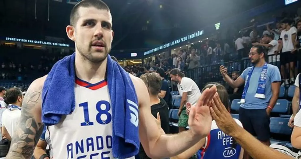 Anadolu Efes'te Moerman 14 hafta yok!