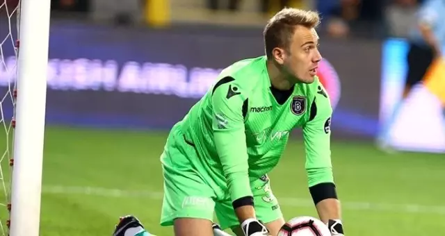 Başakşehir, Mahmut Tekdemir ve Mert Günok'un sözleşmesini uzattı!
