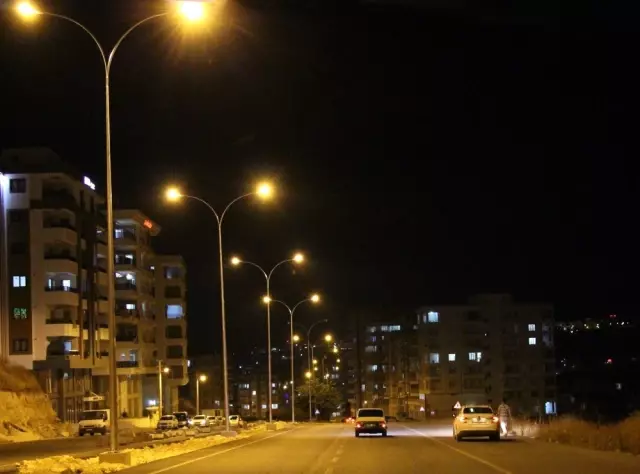 Dicle Elektrik'ten Karaköprü'ye 1 milyon liralık aydınlatma yatırımı