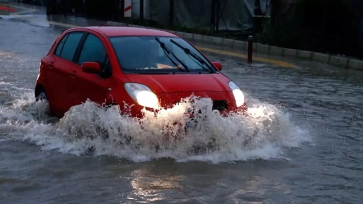 İBB'den İstanbullulara su baskını uyarısı