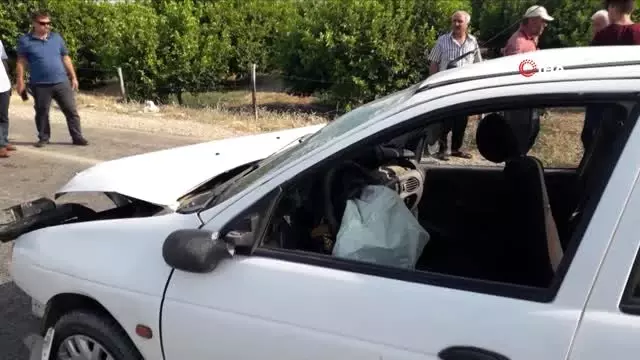 Kozan'da iki araç kafa kafaya çarpıştı: 1 ölü 3 yaralı Kozan'da iki araç kafa kafaya çarpıştı: 1 ölü 3 yaralı