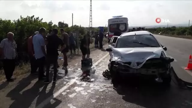 Kozan'da iki araç kafa kafaya çarpıştı: 1 ölü 3 yaralı Kozan'da iki araç kafa kafaya çarpıştı: 1 ölü 3 yaralı
