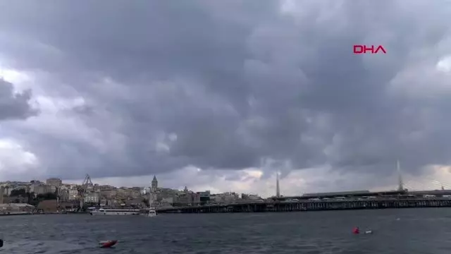 METEOROLOJİ UYARMIŞTI İSTANBUL'DA KARABULUTLAR METEOROLOJİ UYARMIŞTI İSTANBUL'DA KARABULUTLAR