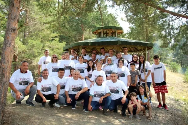 Oltu Lisesi mezunları Kütüklü Göl'de bir araya geldiler Oltu Lisesi mezunları Kütüklü Göl'de bir araya geldiler