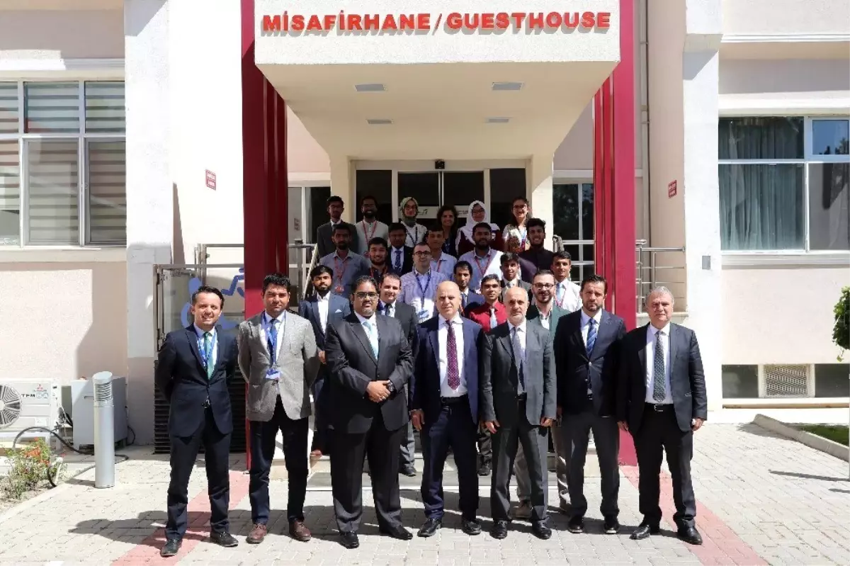 Pakistanlı stajyer mühendisler TUSAŞ'ta yaz stajına başladı