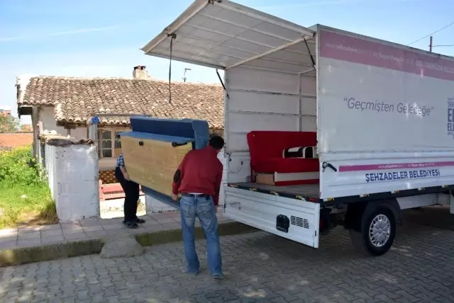 Şehzadeler'in 'Atma Paylaş' projesi gönül köprüsü kuruyor