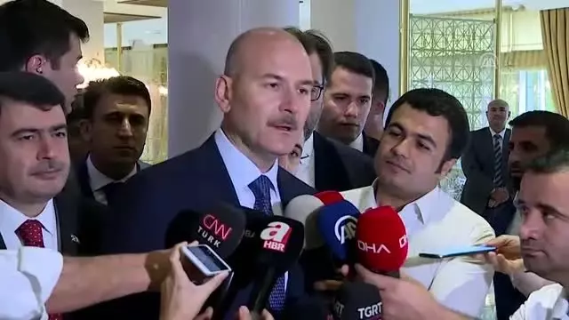 Soylu: 'Terörle demokrasi arasına bir meşru kanal açmaya çalışanlar sorumsuzluk işlemektedirler' Soylu: 'Terörle demokrasi arasına bir meşru kanal açmaya çalışanlar sorumsuzluk işlemektedirler'