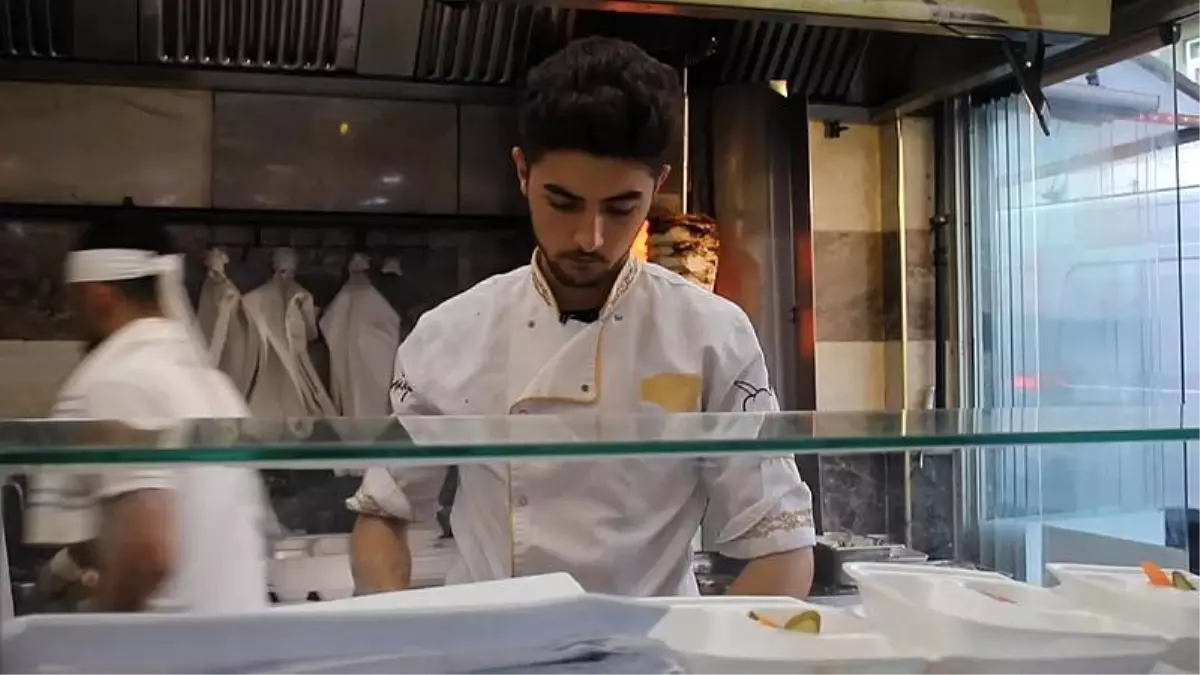 Suriyeli mültecilere yönelik bakış olumsuz yönde değişiyor: Peki, Suriyeliler ne düşünüyor ?