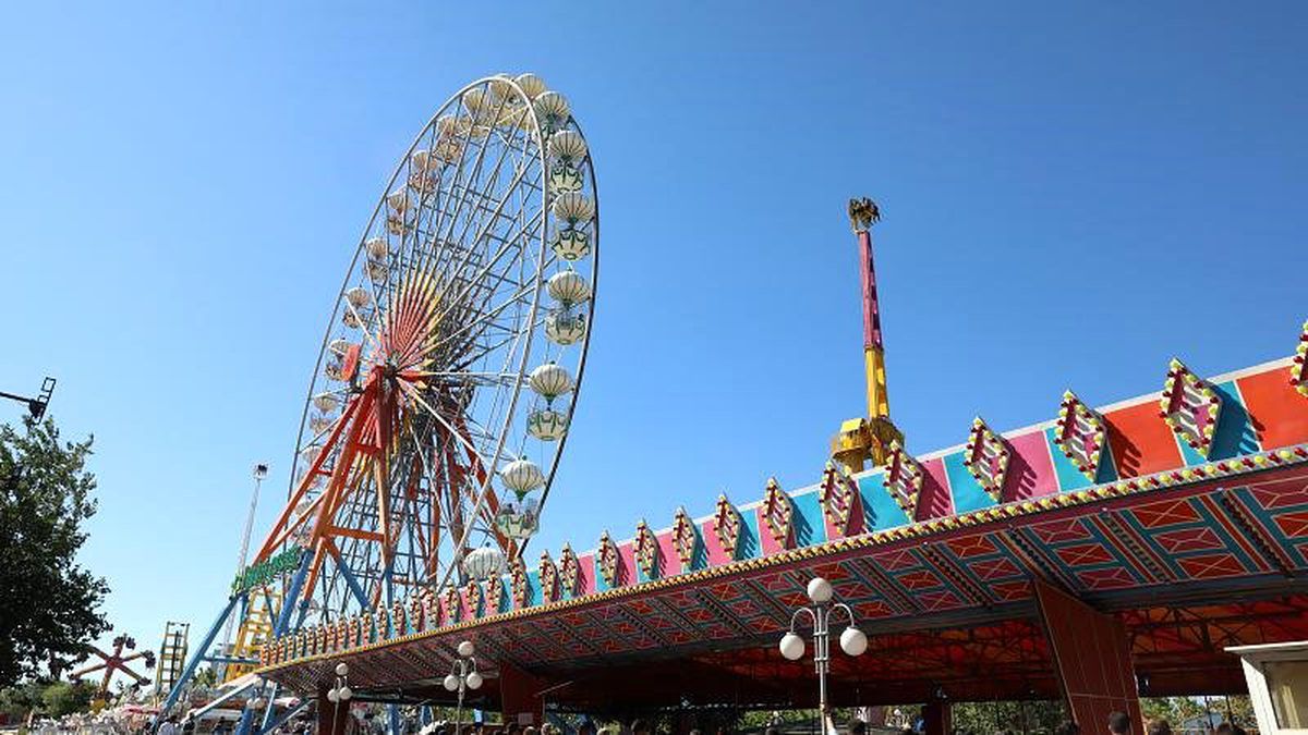 Almanya'da lunaparkta gamalı haç tartışması; dönme dolap kullanımdan kaldırıldı