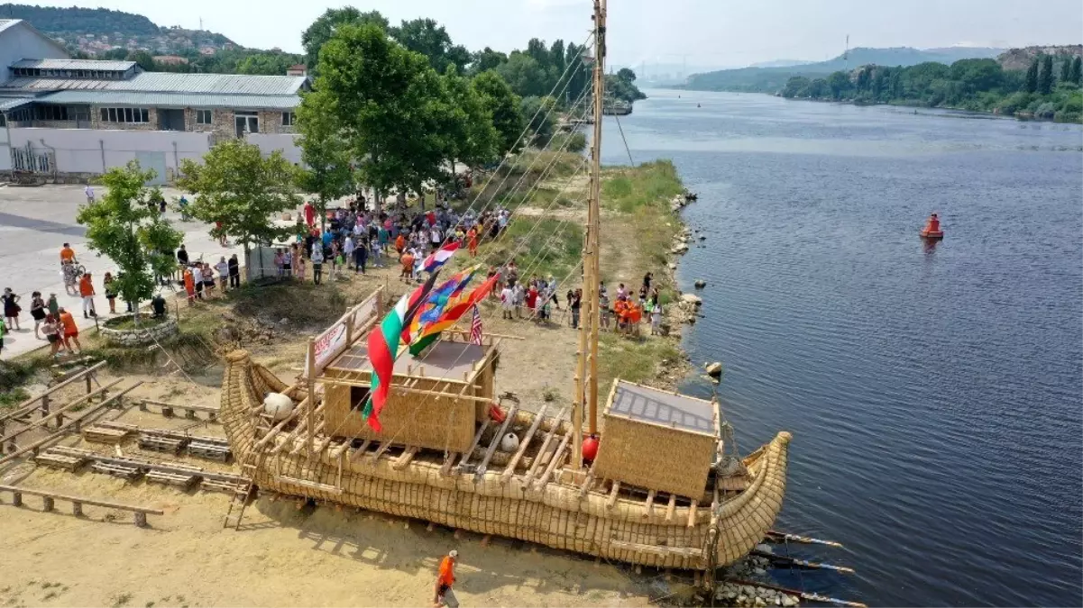 Antik dönemin izlerini taşıyan 'Abora-IV' Çanakkale'ye geliyor
