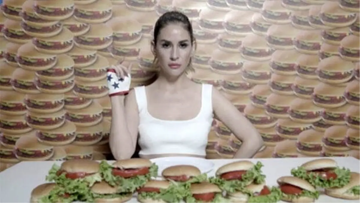 Aynur Aydın'dan gönderme