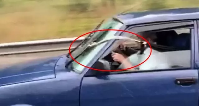 Bozulan sileceği bağladıkları iple kontrol ettiler