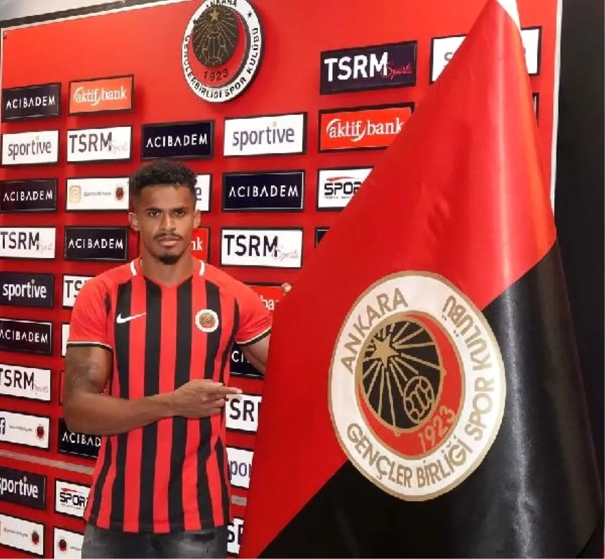 Gençlerbirliği Fabricio Baiano'yu kadrosuna kattı