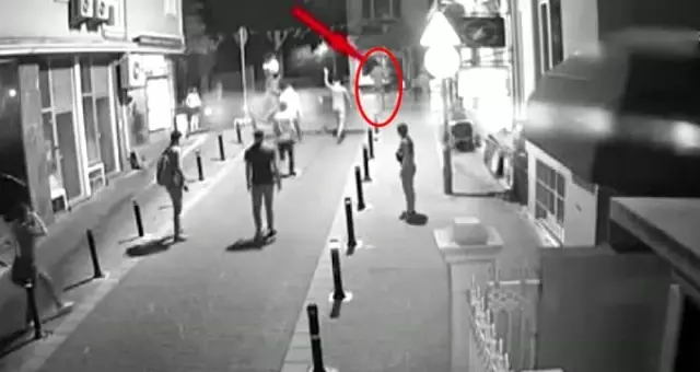 Kadıköy'deki kayyum protestosunda esnafı bıçaklayan zanlı HDP binasında yakalandı