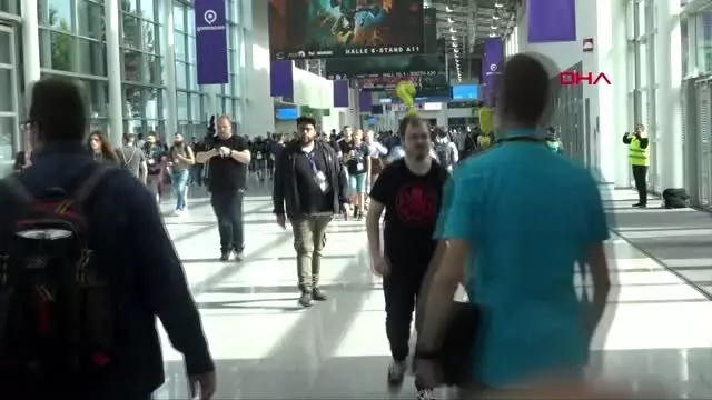 Oyun tutkunları Köln'de buluştu... Gamescom kapılarını açtı Oyun tutkunları Köln'de buluştu... Gamescom kapılarını açtı