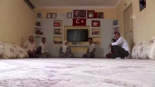 Şehidin hatırasını 'müze oda'da yaşatıyorlar Şehidin hatırasını 'müze oda'da yaşatıyorlar