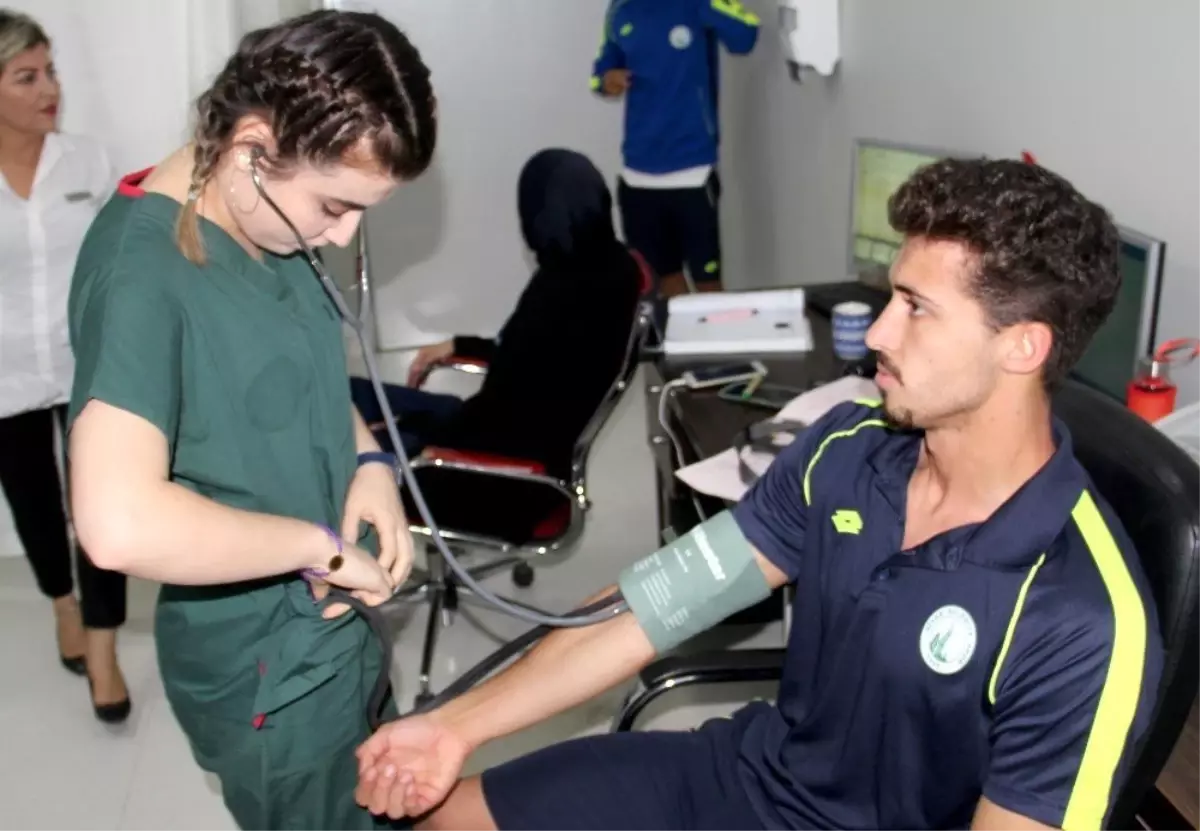 Sivas Belediyesporlu futbolcular sağlık kontrolünden geçti
