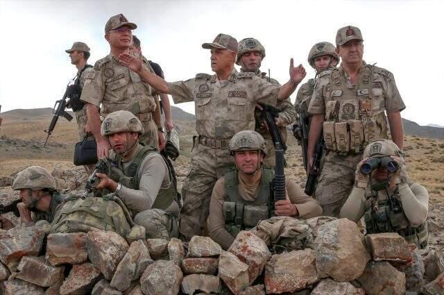 Son dakika! Jandarma Genel Komutanı Çetin: Dağlar teröristlerden tamamen temizlendi