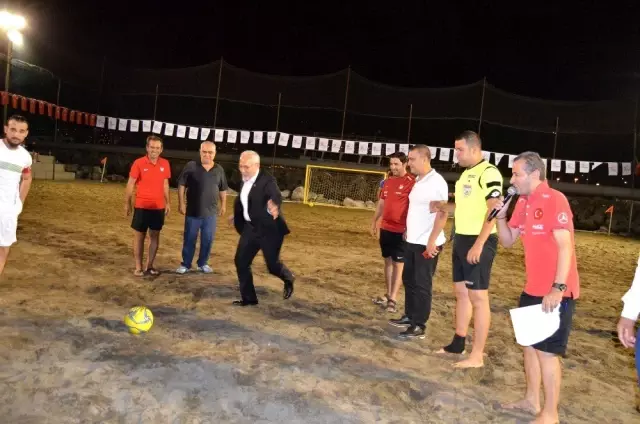 TFF Plaj Futbolu Ligi İskenderun etabı başladı