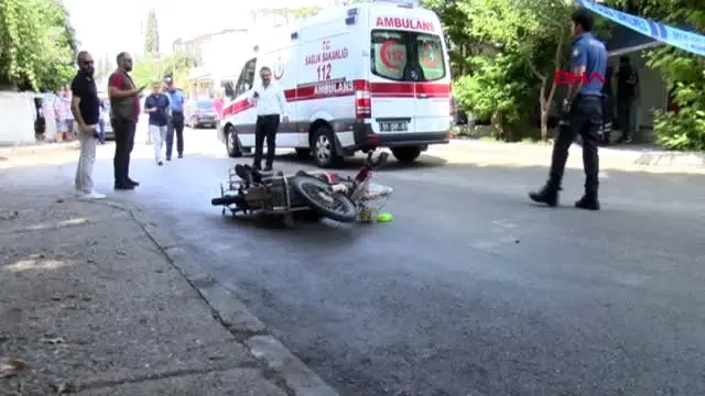 Adana'da silahlı saldırı; kahvedeki 2 kişi ile motosikletliyi öldürdü Adana'da silahlı saldırı; kahvedeki 2 kişi ile motosikletliyi öldürdü
