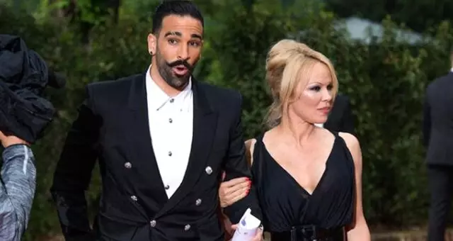 Adil Rami dünyaları istedi! Fenerbahçe transferden vazgeçti Adil Rami dünyaları istedi! Fenerbahçe transferden vazgeçti