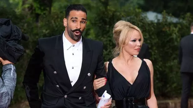 Adil Rami dünyaları istedi! Fenerbahçe transferden vazgeçti Adil Rami dünyaları istedi! Fenerbahçe transferden vazgeçti
